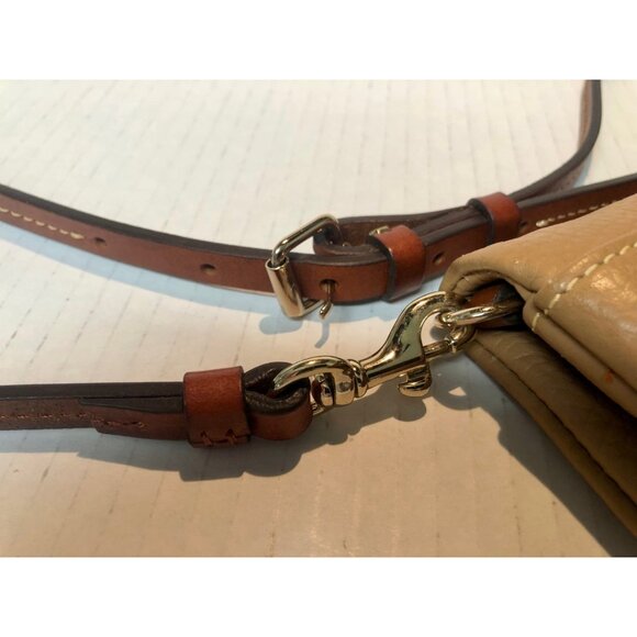 Dooney & Bourke crossbody folder-over handbag purse tassel pebbled tan - Picture 7 of 12